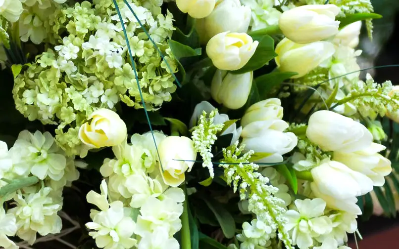 Sympathy Flowers in Muskegon - Flowers by Ray and Sharon