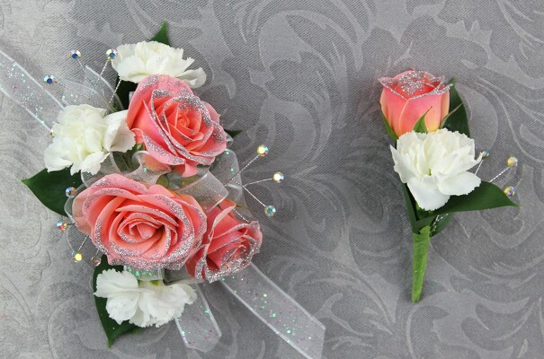 3 Pink Glitter Rose & 3 White Mini Carn and Rhines Set from Flowers by Ray and Sharon in Muskegon, MI